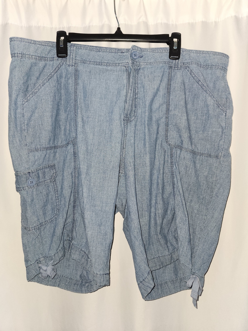 Lt Blue Women's Cargo Shorts  #beach #casual #vacation #bermuda #relaxed #chic